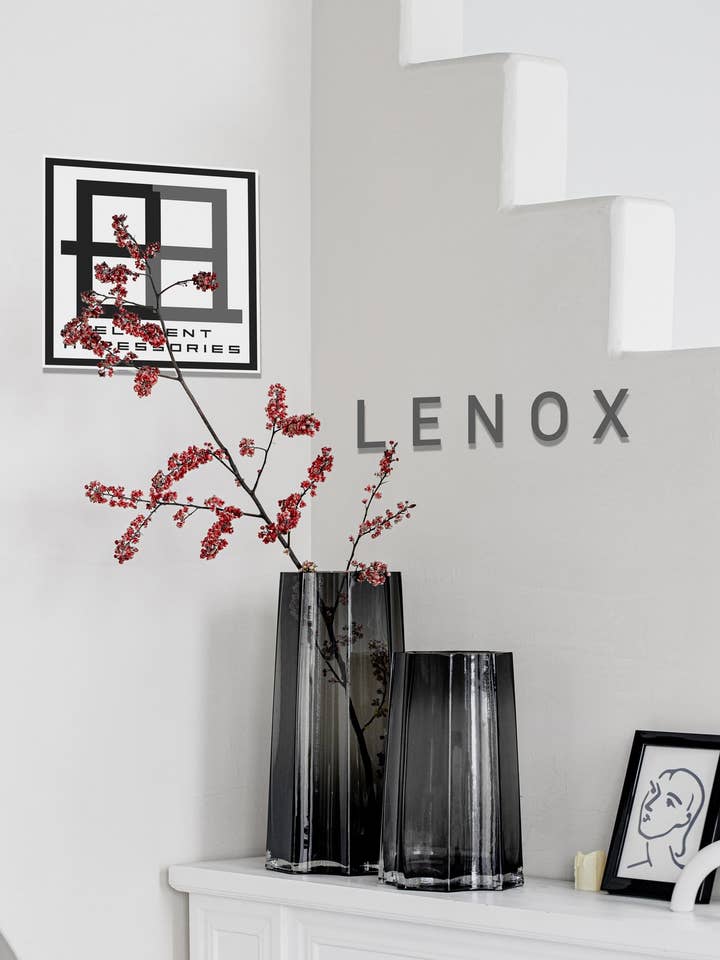 Modern-Classic Luxury tall vase, stylish design, LENOX 40 GR for wholesale by Element Accessories EU