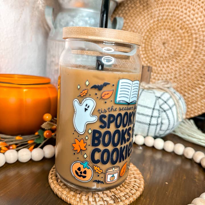 Curly Tailed Designs - Wholesale Drinking Glass/Cup - Spooky Books & Cookies 16oz & 20oz Halloween Glass Cup2