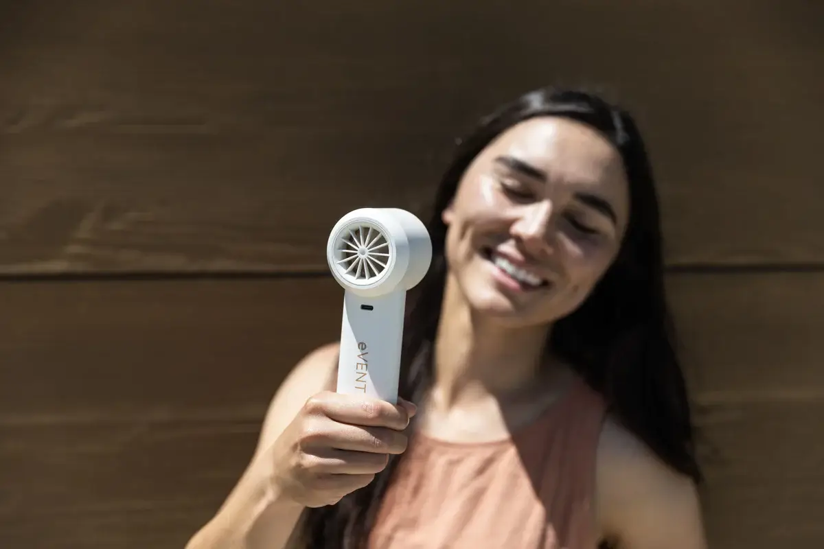 FashionIt - Wholesale Sports & Outdoor - eVent Rechargeable Handheld Fan with Cooling Plate5