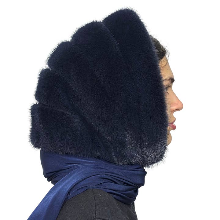 Sciarpa di pelliccia da donna invernale con cappuccio in vera pelliccia lussuosa scialle di visone. per la vendita all'ingrosso da parte di FurStyleUa