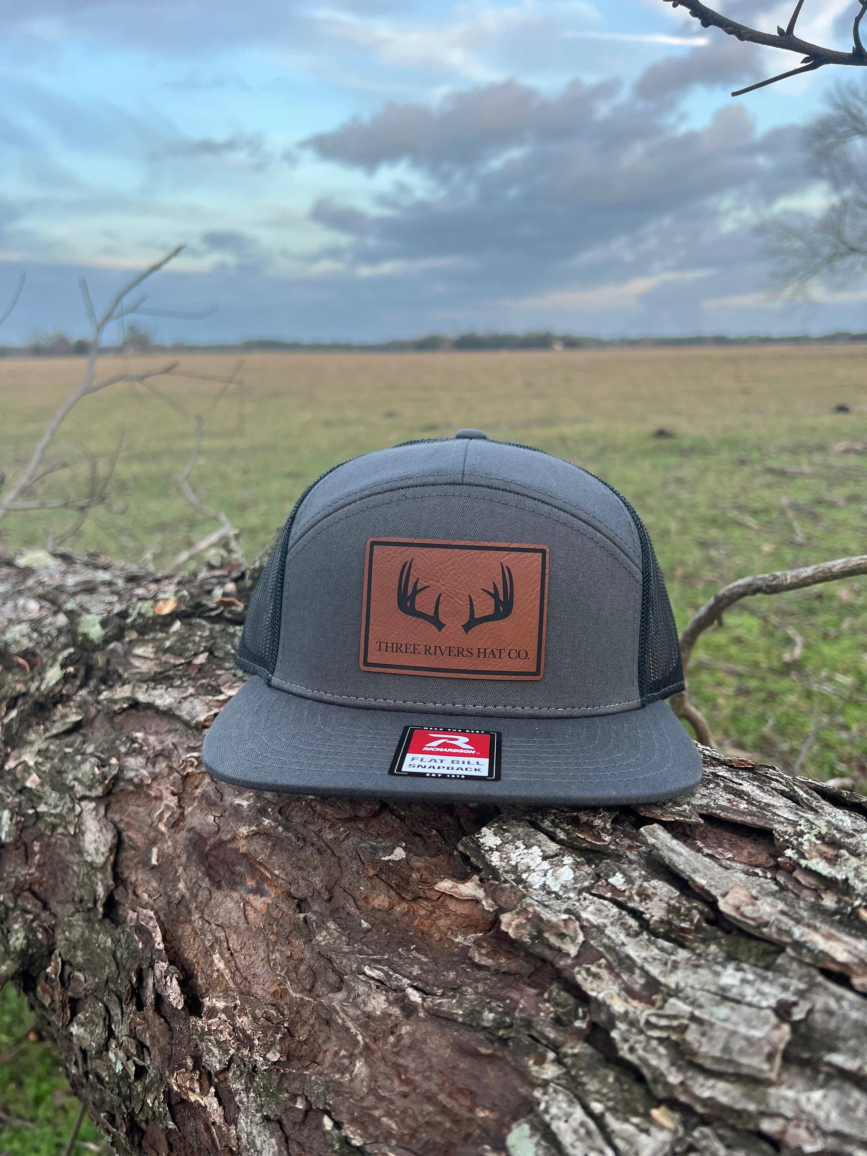 Three Rivers Hat Co. – wholesale Keps med platt skärm – Herr – Hjorthorn - Flatbill Snapback-keps - Richardson 168 7-panel4