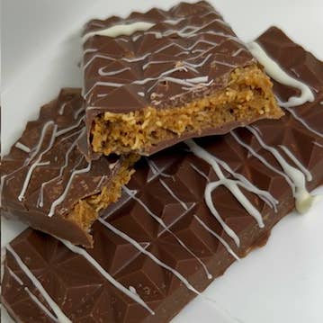 Upscale Freeze - Wholesale Chocolate - COOKIE BUTTER DUBAI CHOCOLATE BARÂ