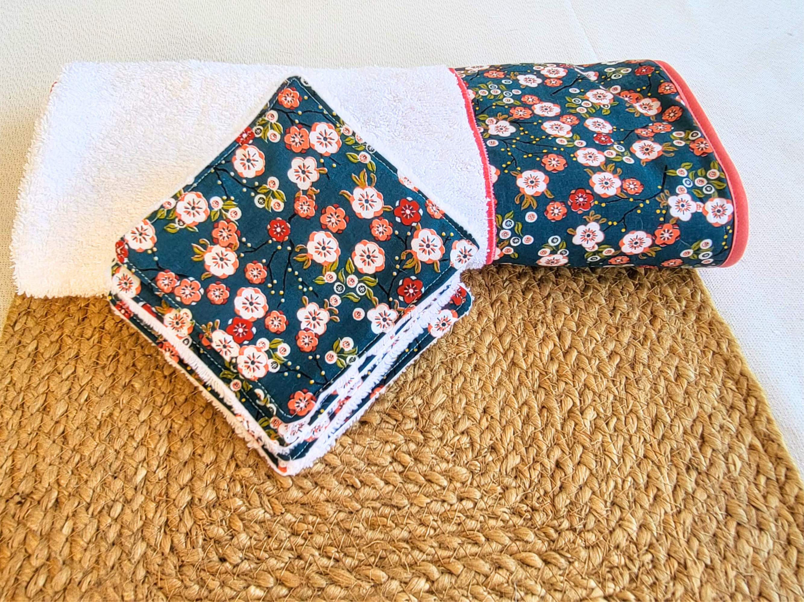 NS par Nathalie SEVE - Wholesale Bath Towel - Assorted hand towel and wipes1