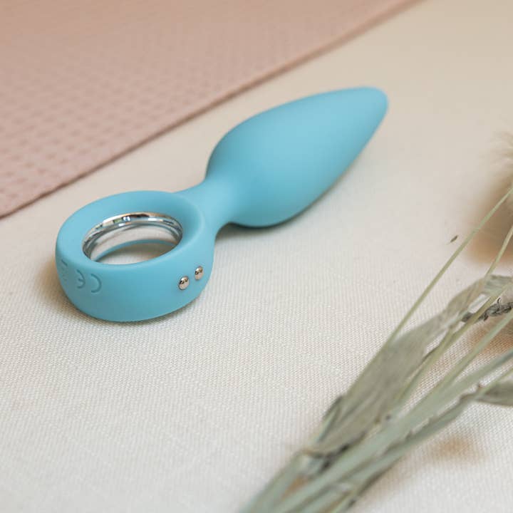 The Natural Love Company - Wholesale Sex Toy - Quince | Buttery Smooth Vibrating Butt Plug2