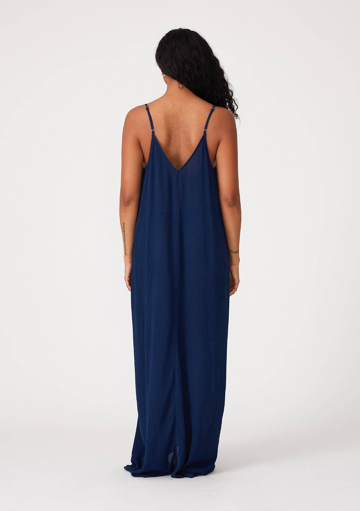 Lovestitch - Wholesale Dress - Women's - The Original V-Neck Cocoon Maxi Dress with Pockets20