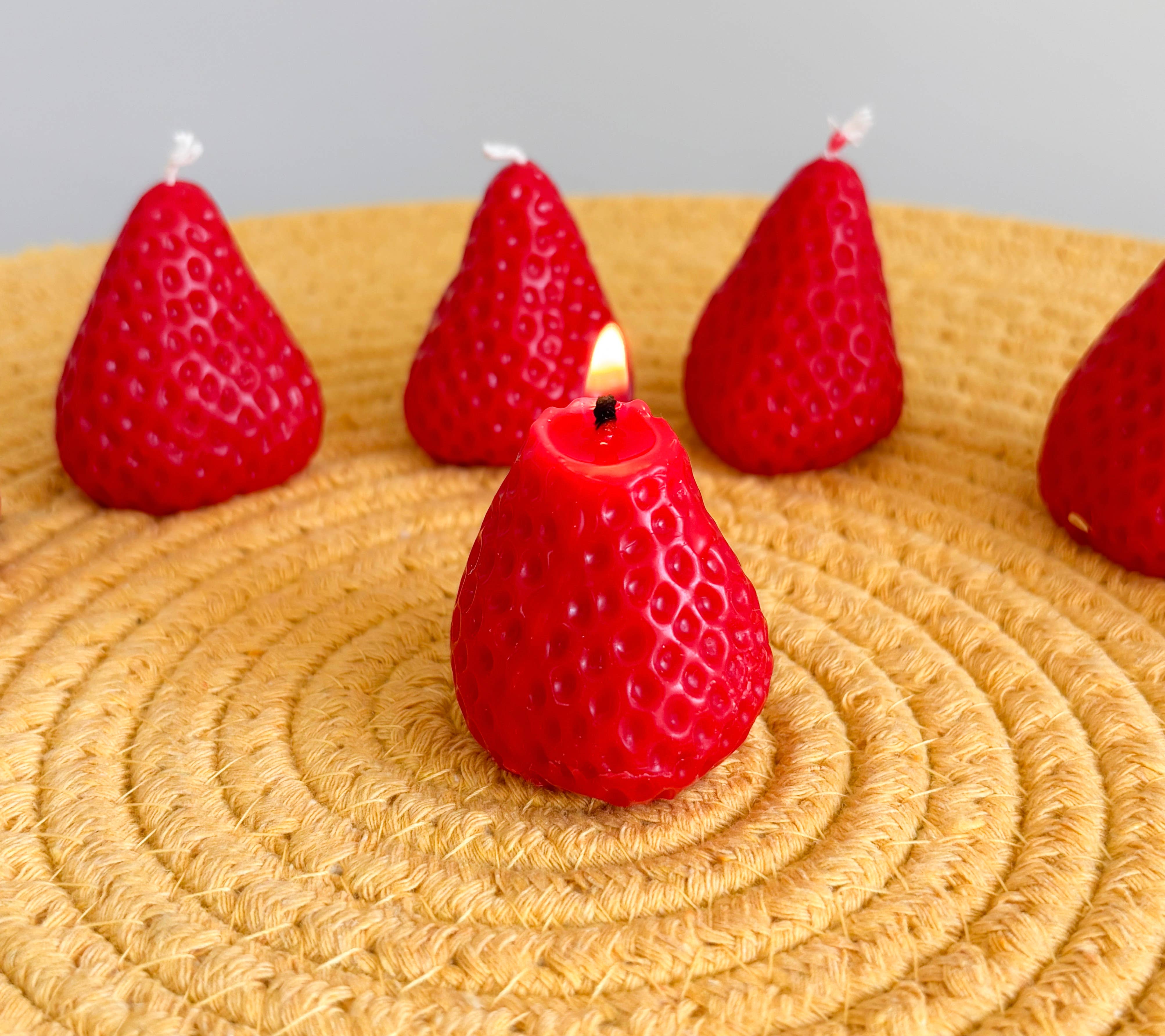 Beelight Candles - Wholesale Novelty Candle - Strawberry Candle  – Handmade Beeswax Candles2