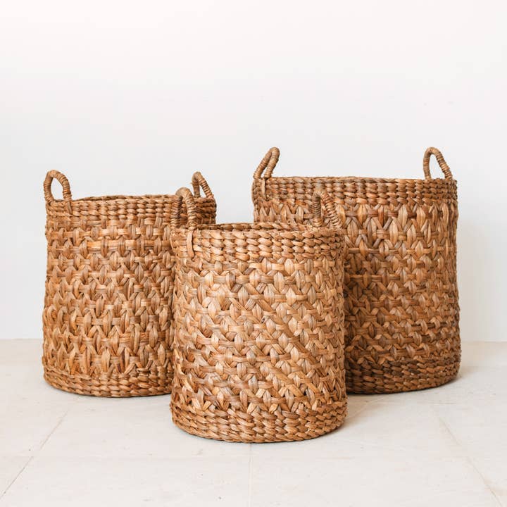 Panier à linge rond tissé Boho Plant Basket Hamper RAJA pour la vente par Soeji