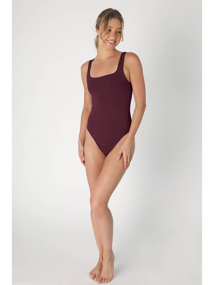 NIKIBIKI - Vendita all'ingrosso Body - Donna - Body con scollo quadrato NS826220