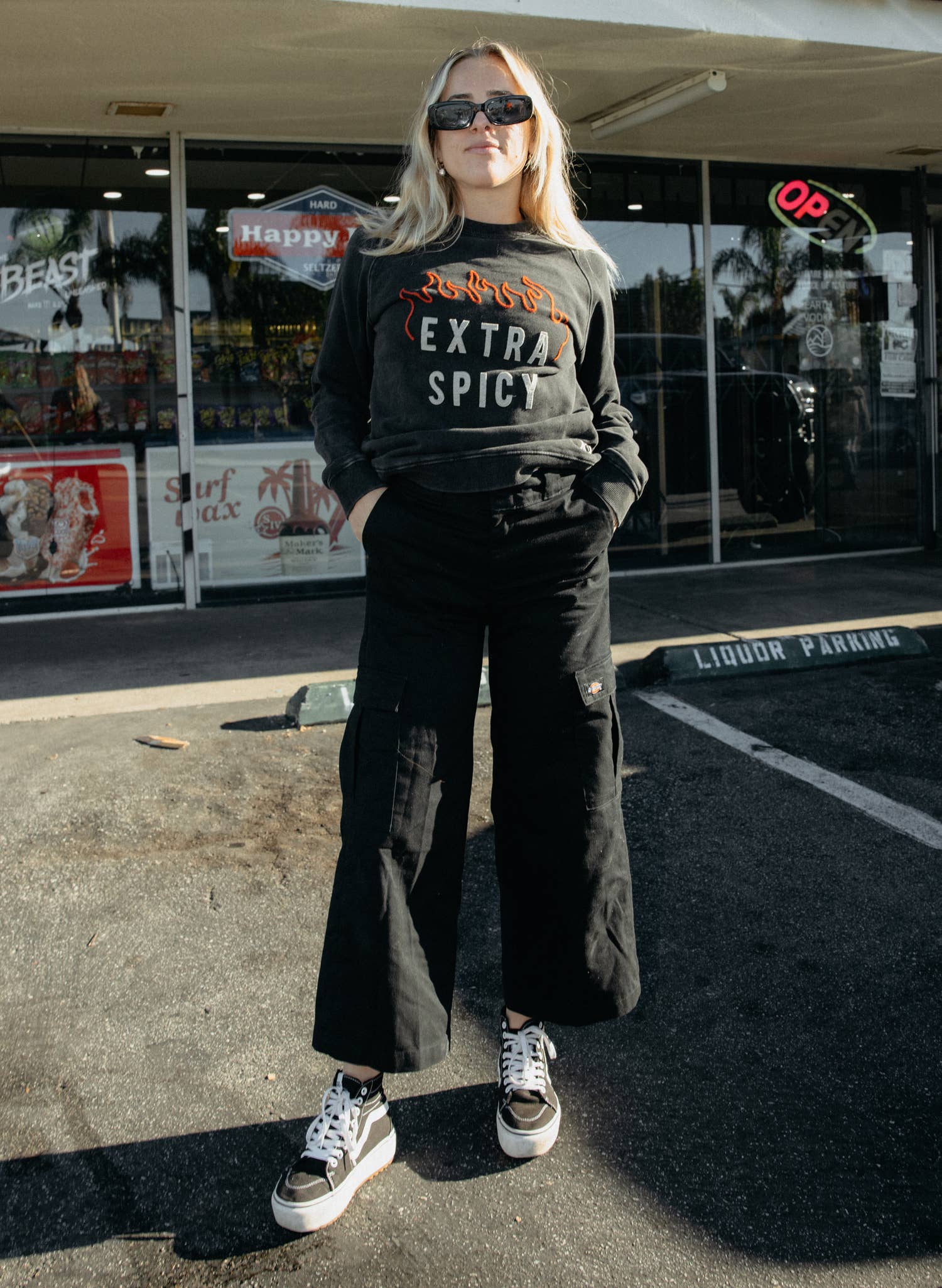 Pyknic – wholesale Graphic sweatshirt – Unisex – Extra Spicy Chainstitch & Felt Crewneck Sweatshirt1
