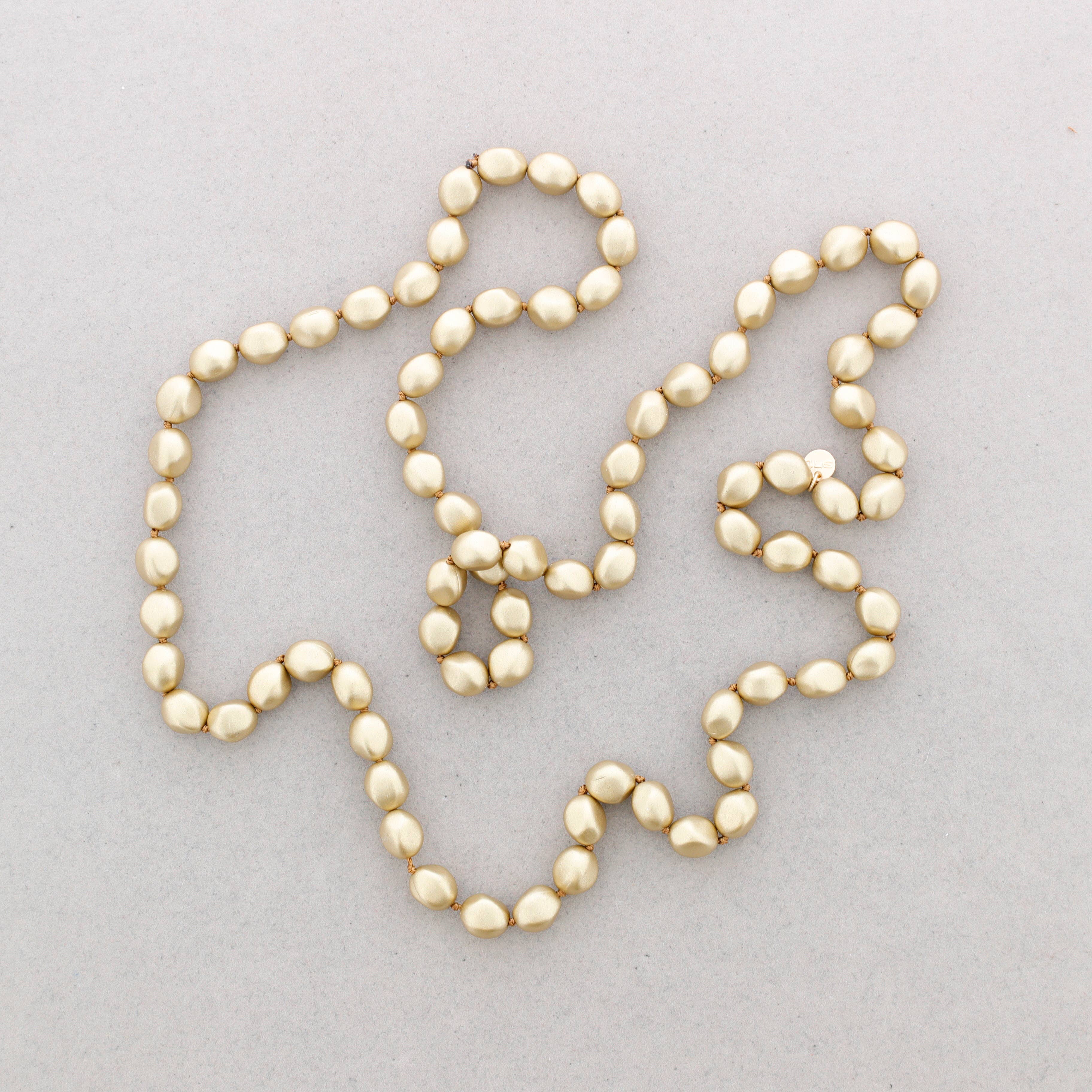 Combinado 2 Collar Largo Nudos Cuentas Metalicas 1.2M de venta al por mayor en Faire