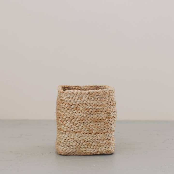 Will & Atlas - Wholesale Basket - Square Tabletop Basket, jute - natural