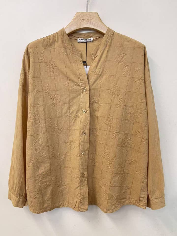 Light long-sleeve blouse for wholesale by SUNNY STUDIO