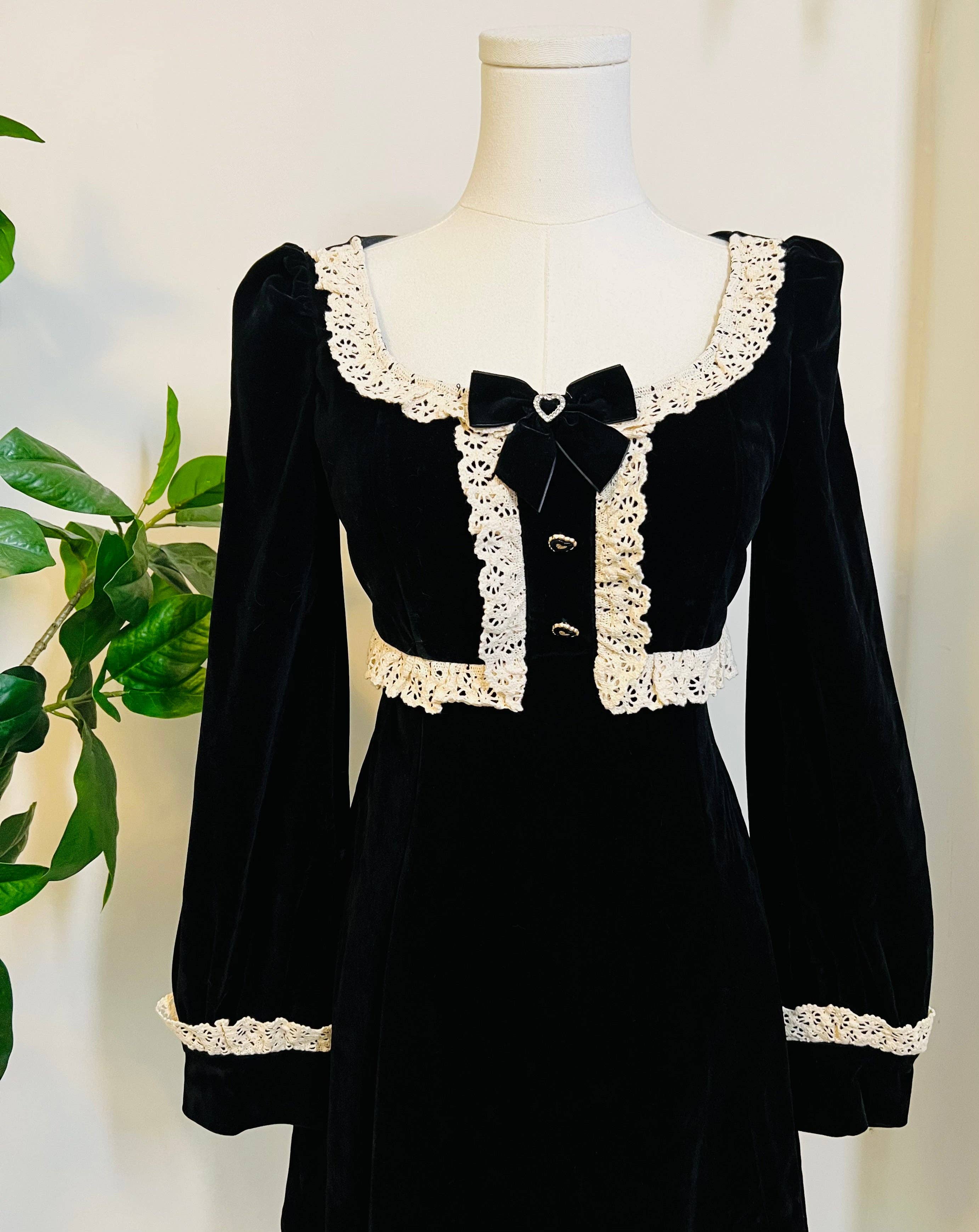 Witchwood Bags - Wholesale Dress - Women's - Sabrina - Luscious 60s style Velvet mini dress READY TO SHIP6