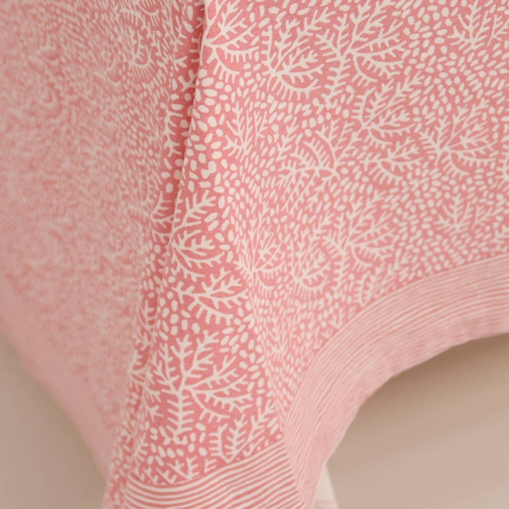 Rozablue – wholesale Tablecloth – Handblockprinted tablecloth  XL Floral Coral 160 x 3408
