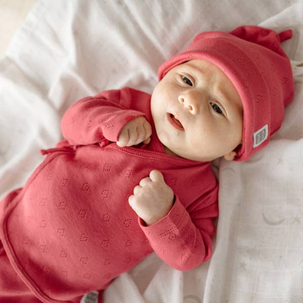 Bonnet ajouré cœurs 100% coton bébé et autres tendances Résultats pour vetement et accessoire bébé en vente B2B. Retours gratuits et paiement à 60 jours sur Faire sur Faire.