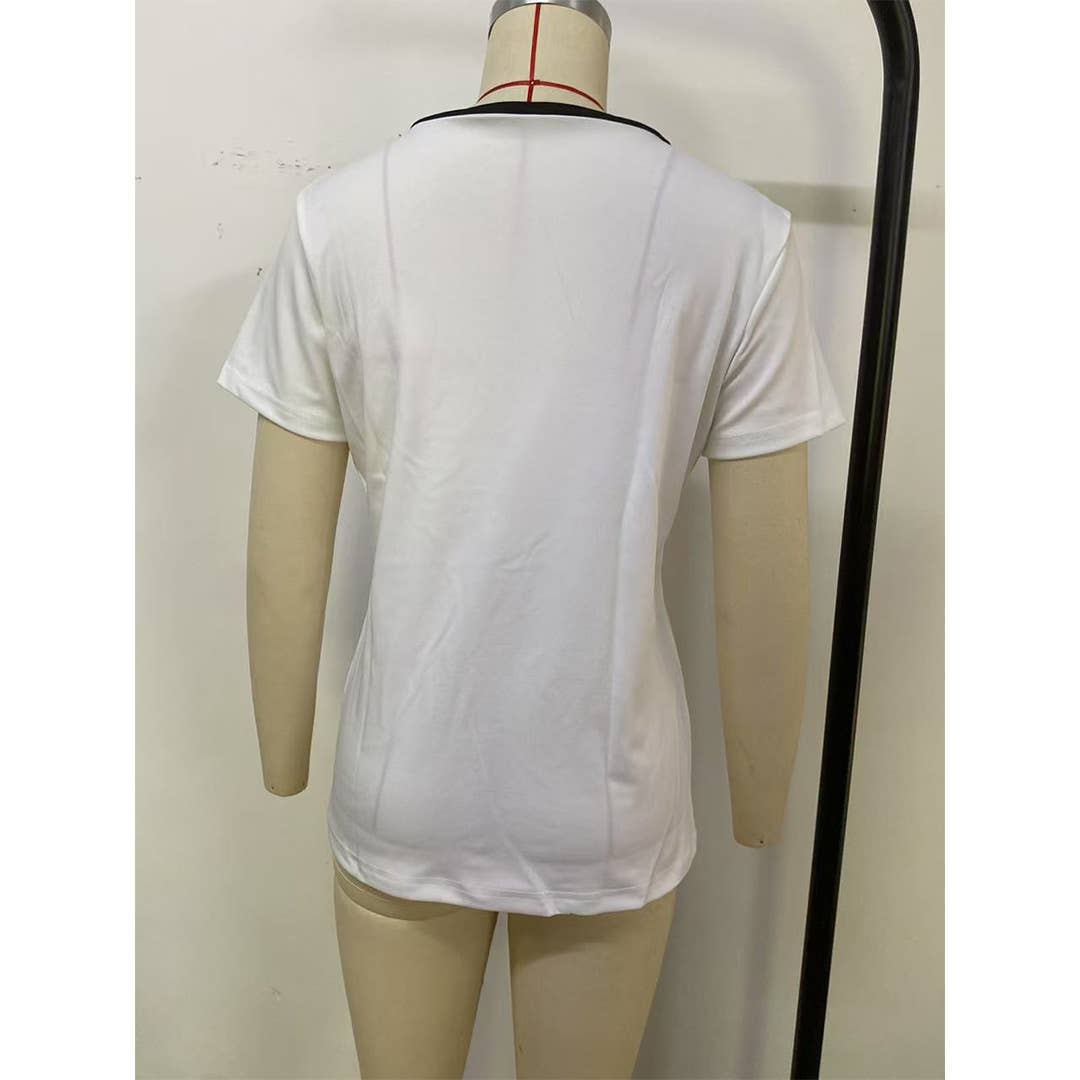 UNISHE - Wholesale Shirt - Women's - Plain V-Neck Short Sleeve T-Shirt ZK29331