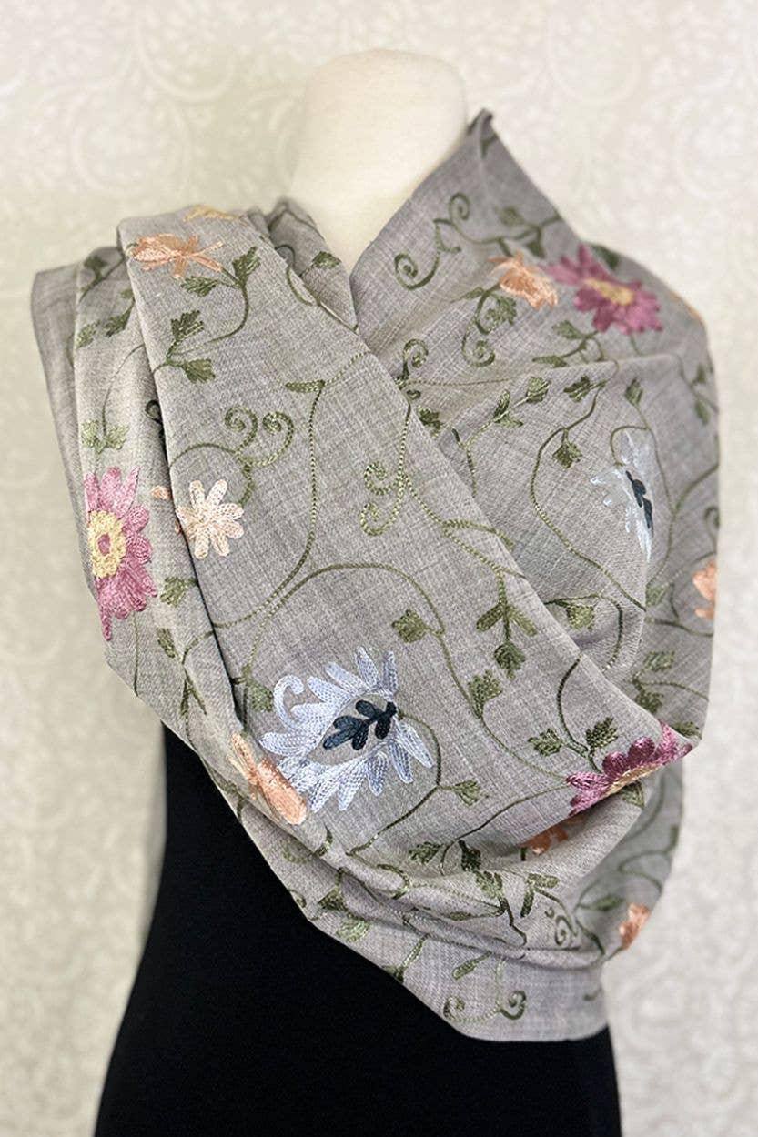 Sevya Handmade - Vendita all'ingrosso Stola - Donna - Sciarpa Rajika ricamata1