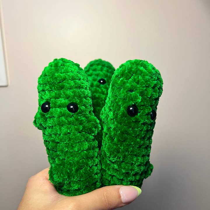 The Cozy Tangerine - Wholesale Stuffed/Plush Toy - Kids & Baby - Pickle Plushie | Crochet Pickle Stuffed Plush Toy1