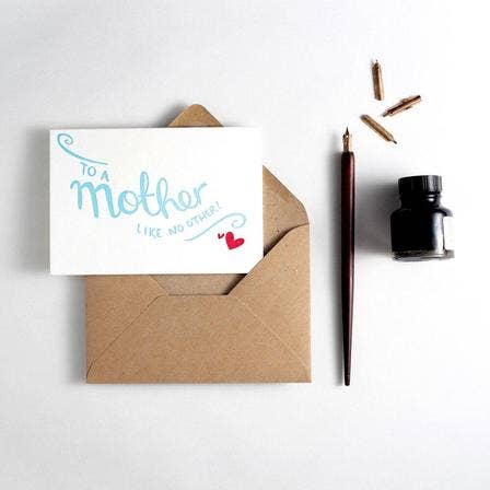 Carte typographique « To A Mother Like No Other » pour la vente par Hunter Paper Co.