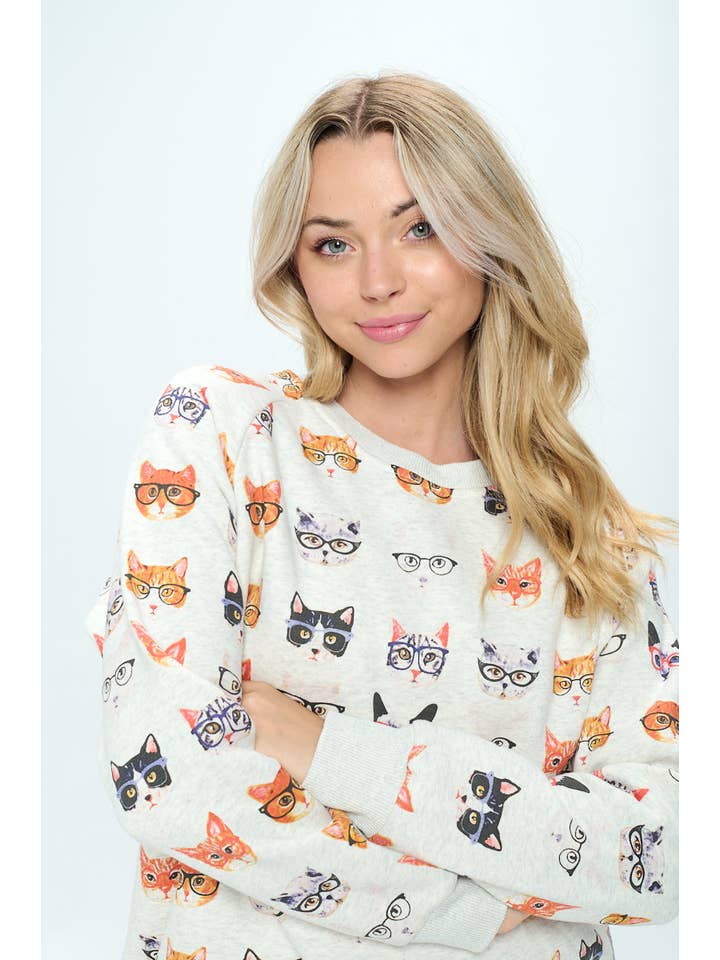 SM WARDROBE - Wholesale Sweatshirt - Women's - KITTY WITH GLASS SWEATSHIRT2