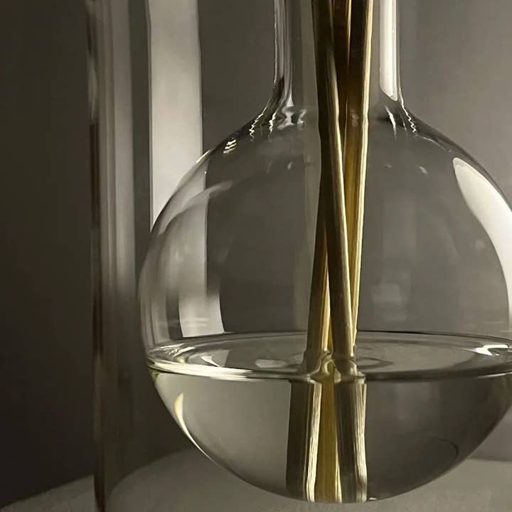 BRECK + FOX - Wholesale Electronic Diffuser - Glass Hollow Aromatic Diffuser4