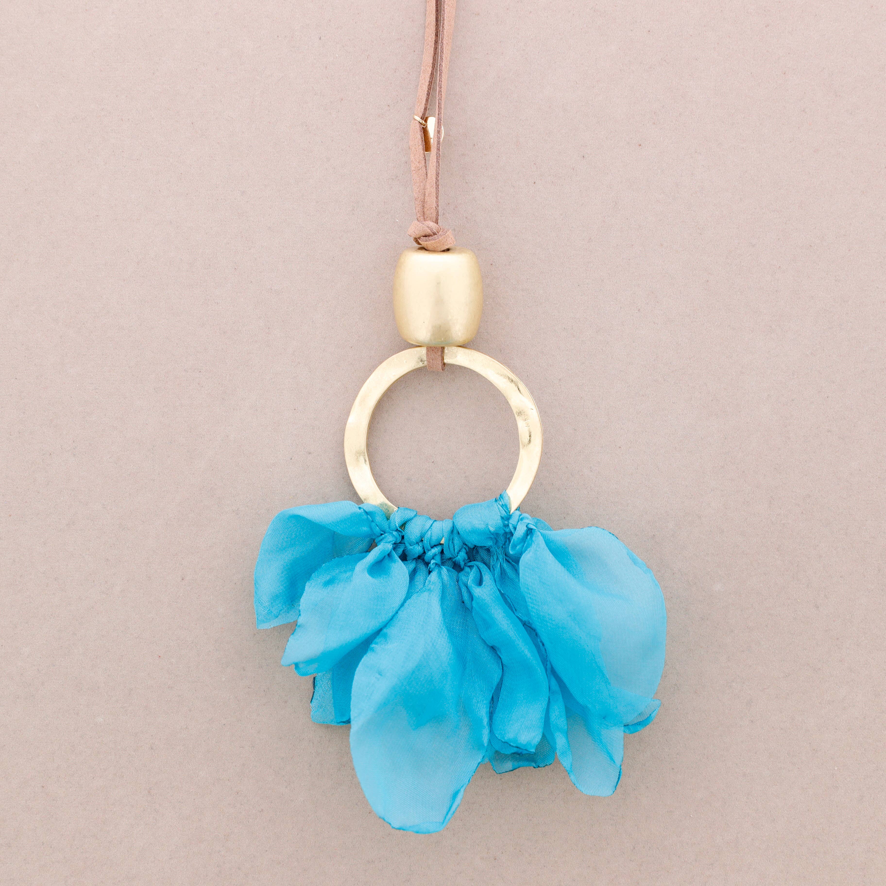 Sonata - Wholesale Halskettinghanger - Halsketting met lange ronde hanger, metaal, bloemenstof8