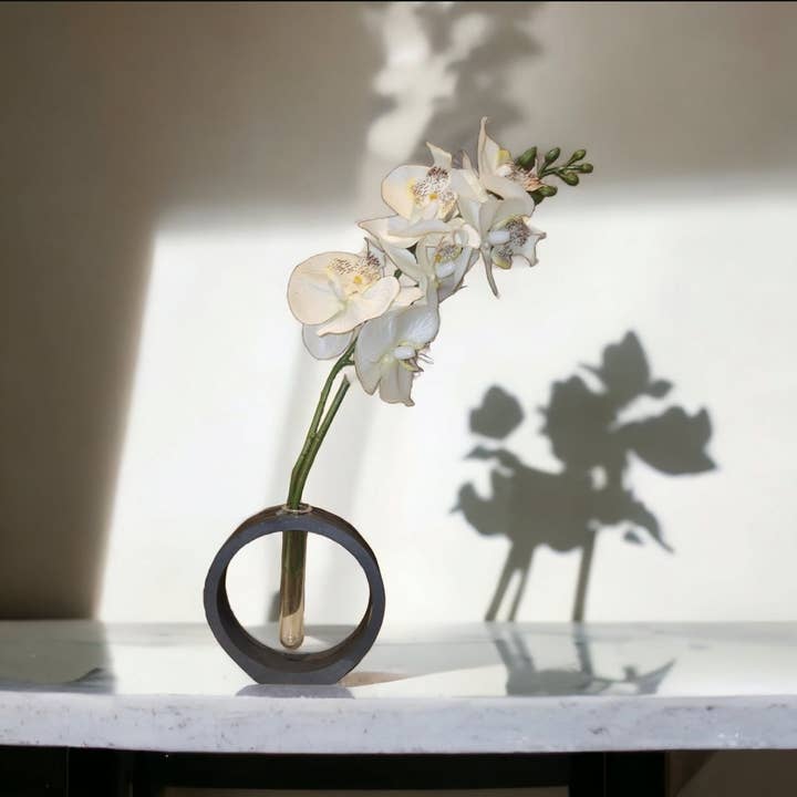 Circular Flower Vase for wholesale by Aroma Your Way