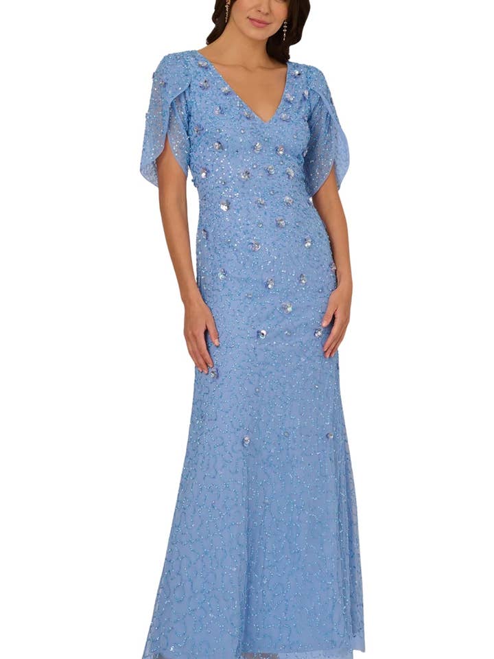 Vestido de sirena maxi con mangas de tulipán y escote en V con cuentas de Adrianna Papell Bluebell. para venta al por mayor de Immediate Apparel