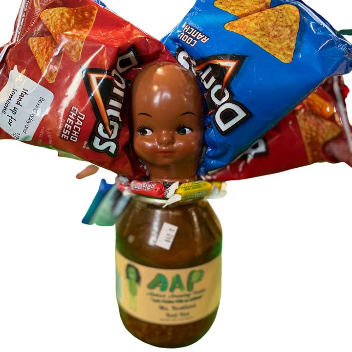 Aliska's Amazing Pickles – Großhandel Eingelegtes Gemüse – Frau Resilient Red Hot Pickles4