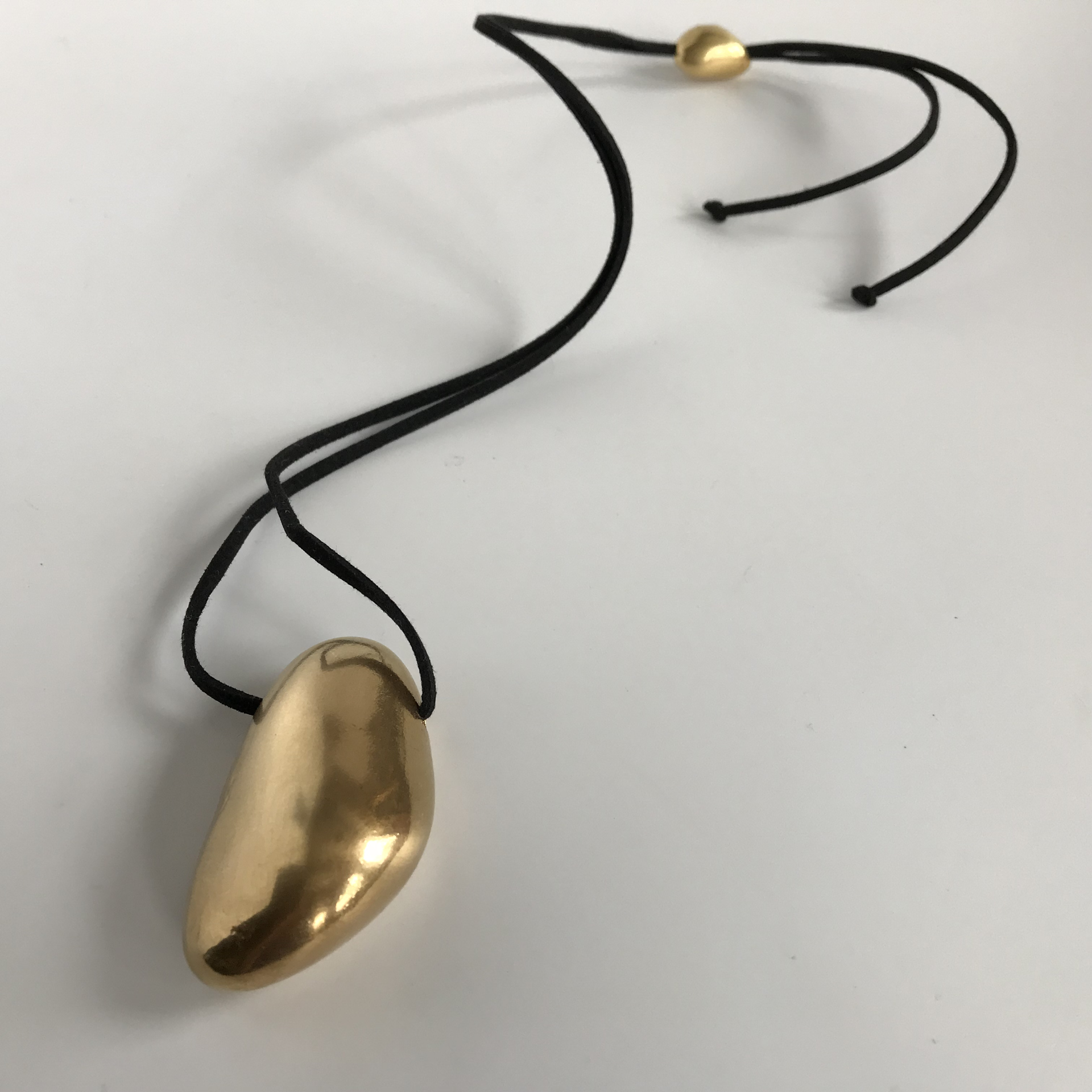 Belart Fair Trade - Vendita all'ingrosso Collana con ciondolo/pendaglio - Collana Piedra del Rio in Eco-Resina in Oro o Argento0