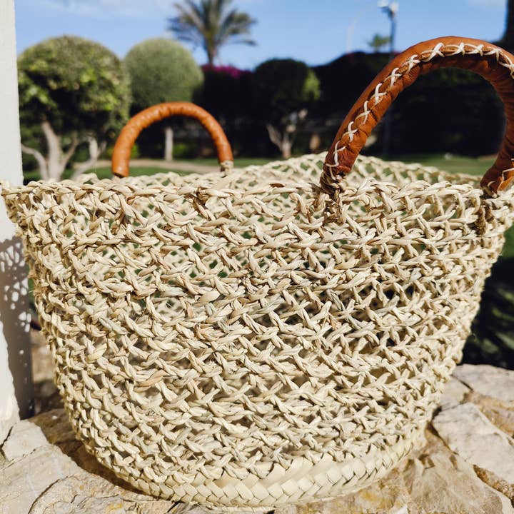 Maya Mallorca - Wholesale Clutch Bag - Women's - PALM AND BULRUSH BASKET WITH LEATHER HANDLES
