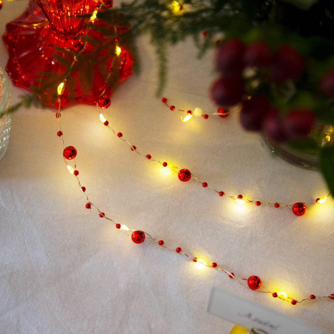 Talking Tables UK – wholesale String lights – Holly Bead String Lights - 3m3