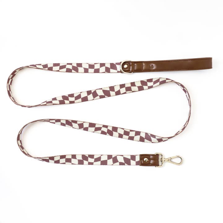 Hershey Leash for wholesale by Daisy by Shelby