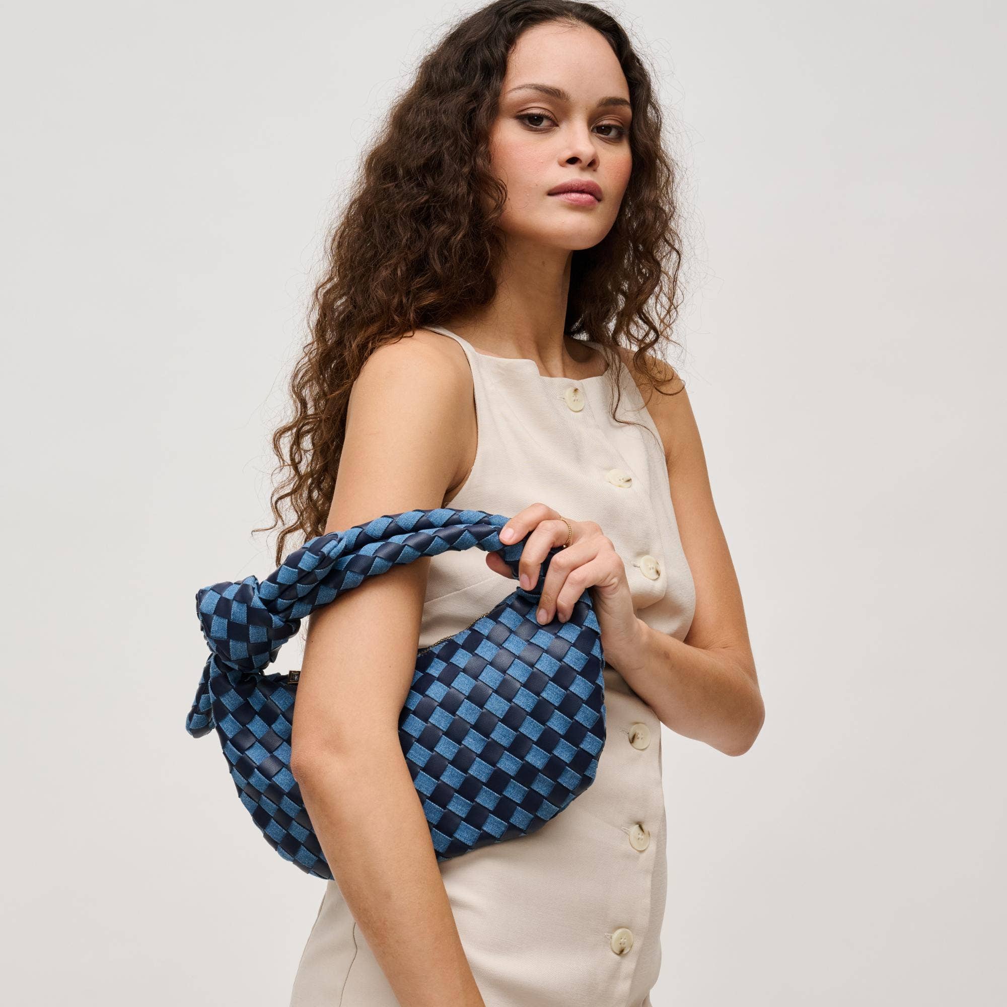 Urban Expressions - Wholesale Clutch Bag - Women's - Lizbeth Woven Knot Clutch18