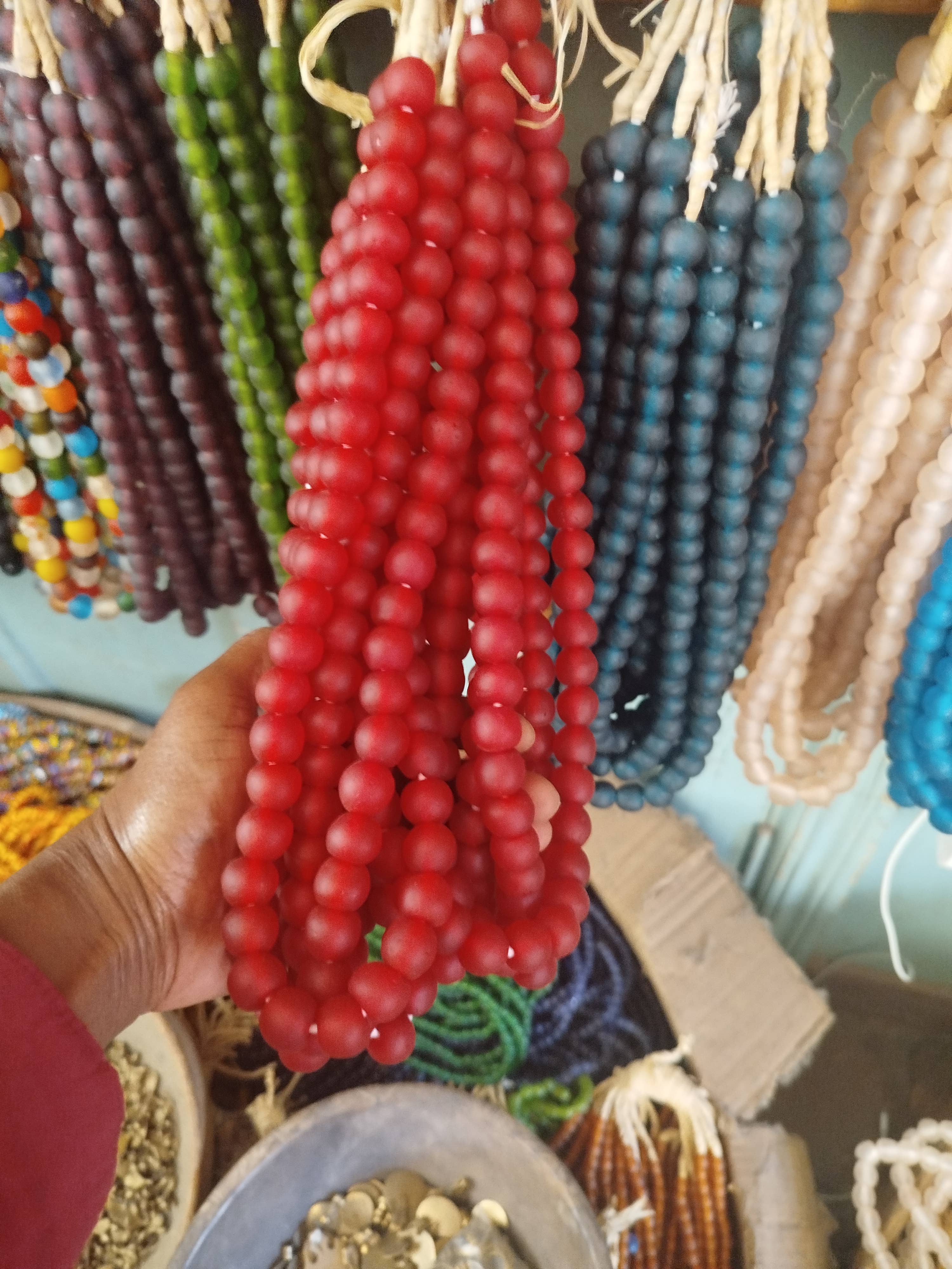 African Craft Collection - Vente Perle - Perle en verre recyclé en poudre du Ghana - Pour la fabrication de bijoux8