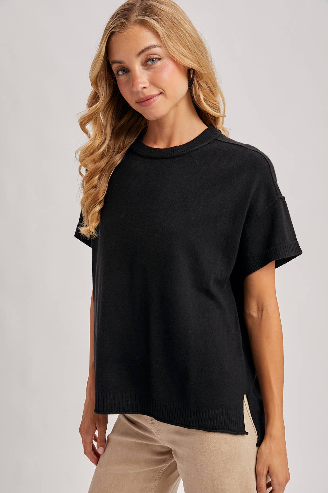 Bluivy - Venta al por mayor Jersey corto de punto - Mujer - CAMISETA DE PUNTO CON CUELLO REDONDO21