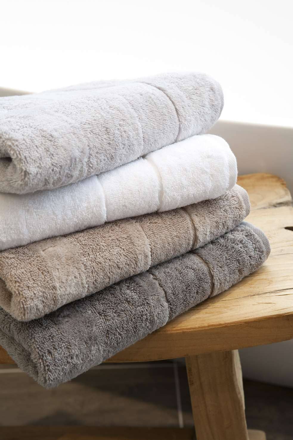 CAWÖ TEXTIL GmbH & Co. KG - Wholesale Hand Towel - Cawö Noblesse² towel - Various colors - 50/100 cm6