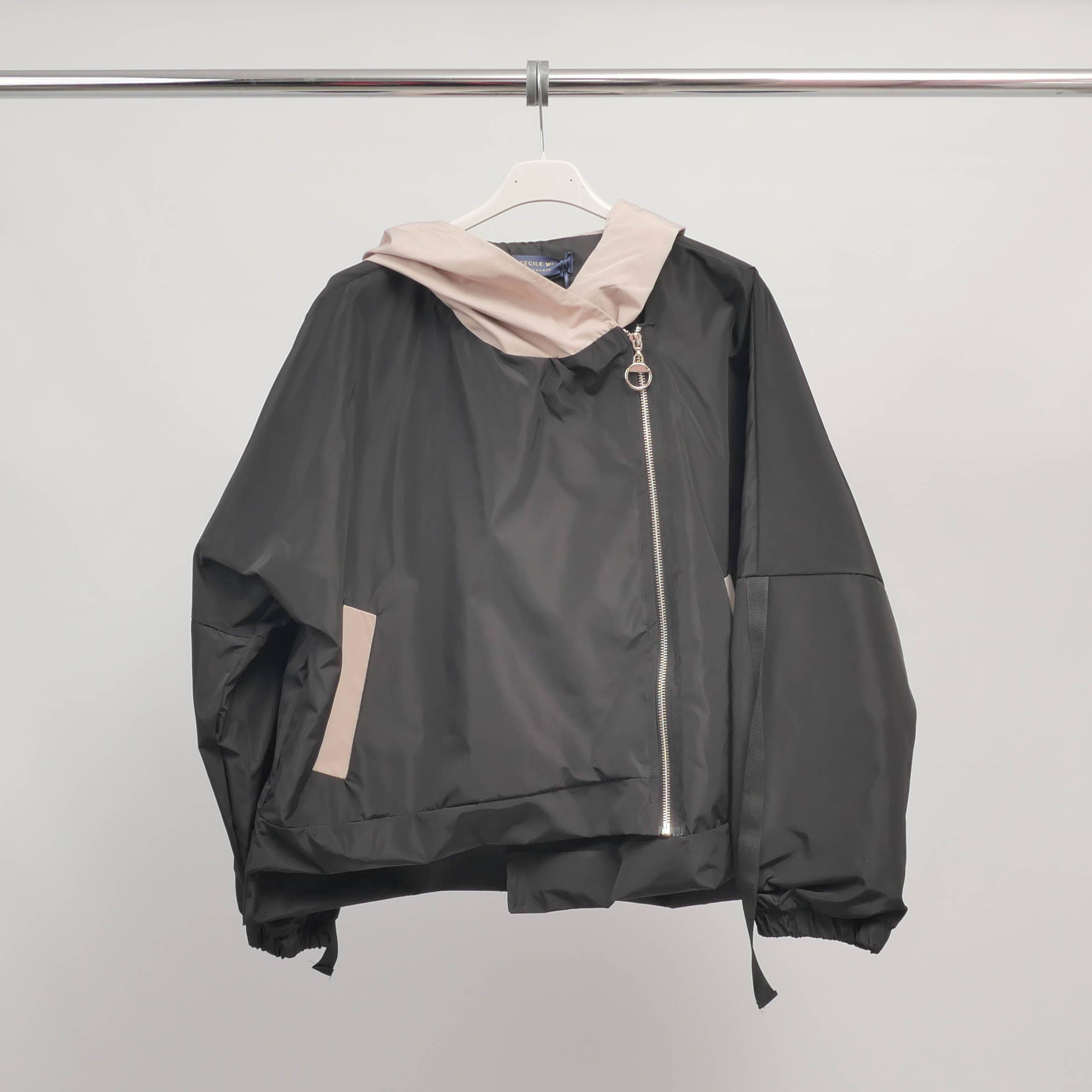 Cecile Wang - Vente Veste de sport – femme - Veste imperméable sportswear HM73893