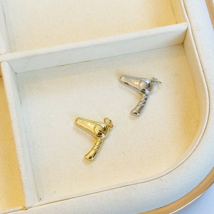 Coiffeur Sèche-cheveux pour la vente par It's Especially Lucky