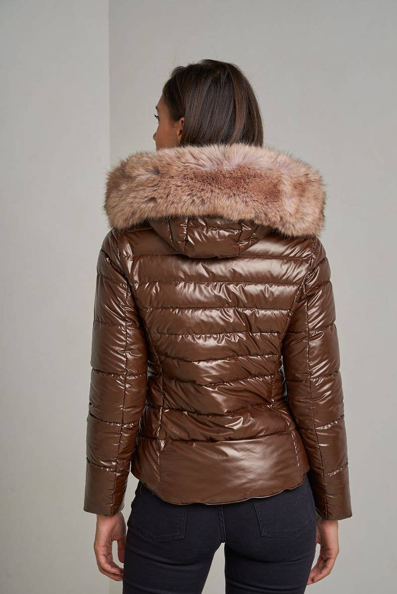 Attrait Paris - Wholesale Jacket - Women's - Metallic short puffer jacket with faux fur hood15