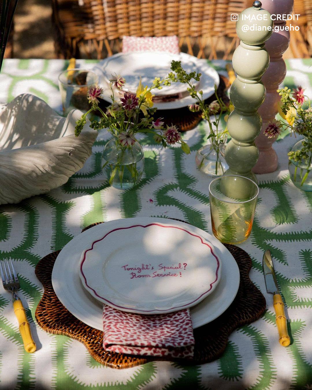 Bali Harvest – wholesale Bordstablett – Kammussla Rattan Placemat (Mörkbrun) - Vävd halmladdare3