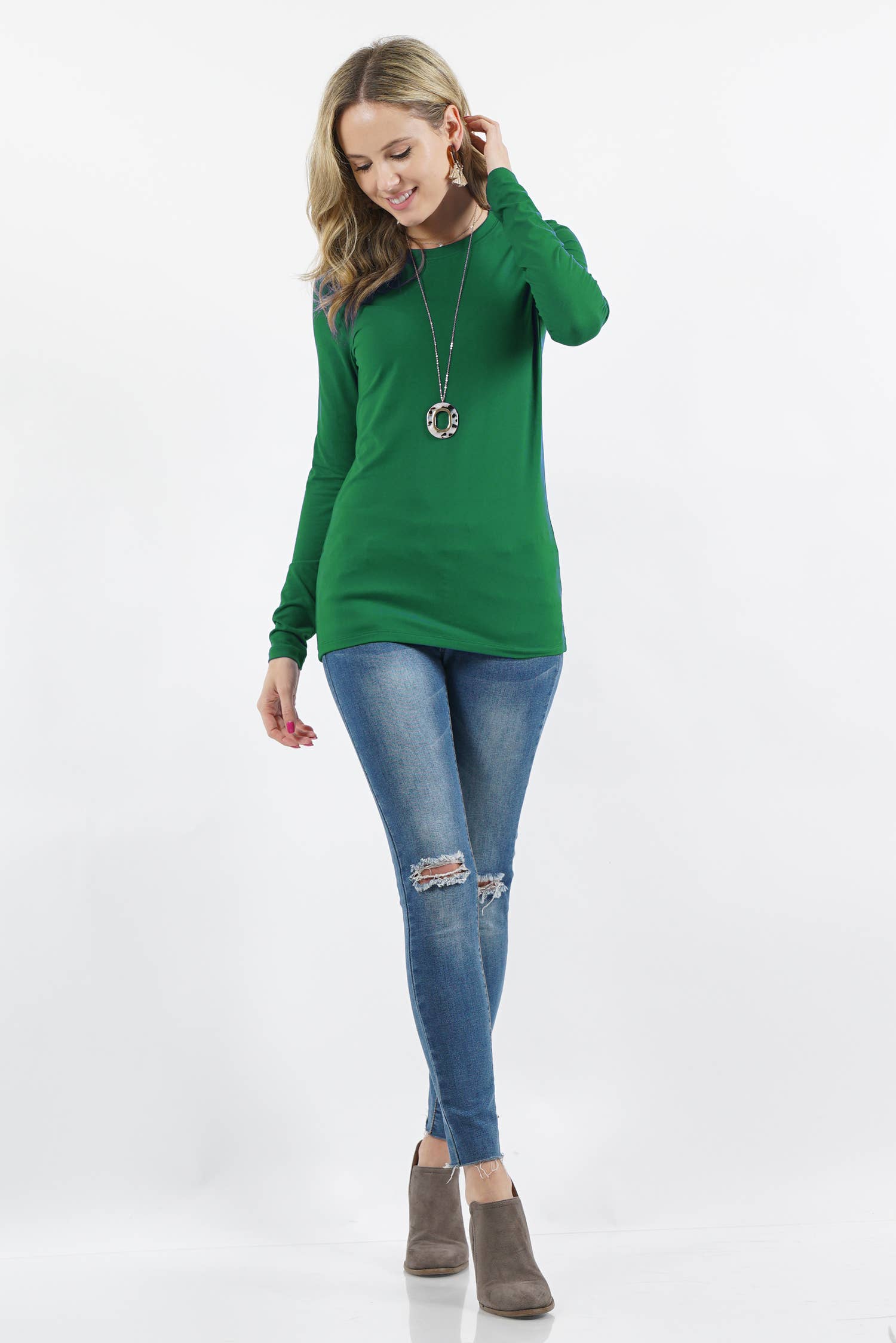 42POPS - Wholesale T-Shirt - Women's - Microfiber Long Sleeve Round Neck Tee9