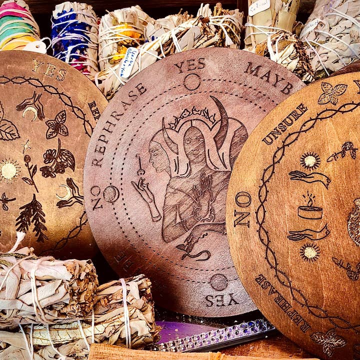 Desarwen - Vendita all'ingrosso Attrezzatura per meditazione - Tavola a pendolo da 15 cm in wicca, altare, divinazione delle streghe