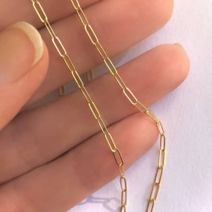 Chaîne trombone en or ~ goldfilled 14 carats pour la vente par Sarah Taylor Designs