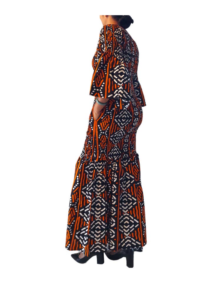 India Batik – Großhandel Kleid – Damen – 9008 Kittelkleid im Meerjungfrauen-Stil mit Tribal-Print3