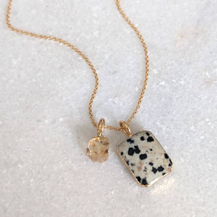 Duo Dalmatian Jasper-halsbandet för wholesale av Lapis London
