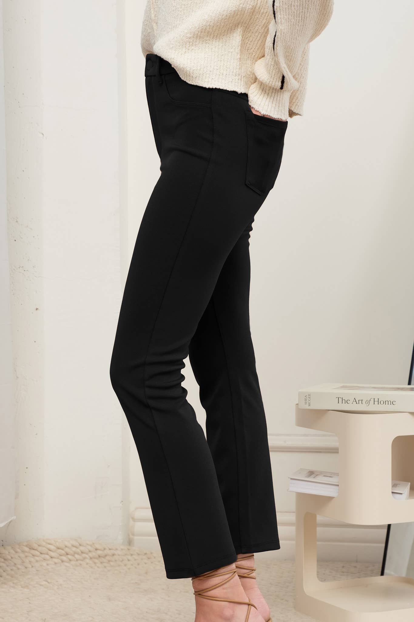 The Workshop Studio - Vente Pantalon – femme - PANTALON COURT TAILLE HAUTE À JAMBES DROITES6