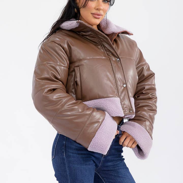 HDJ30794- Chaqueta acolchada de cuero vegano con ribete de sherpa para venta al por mayor de IWT Brands