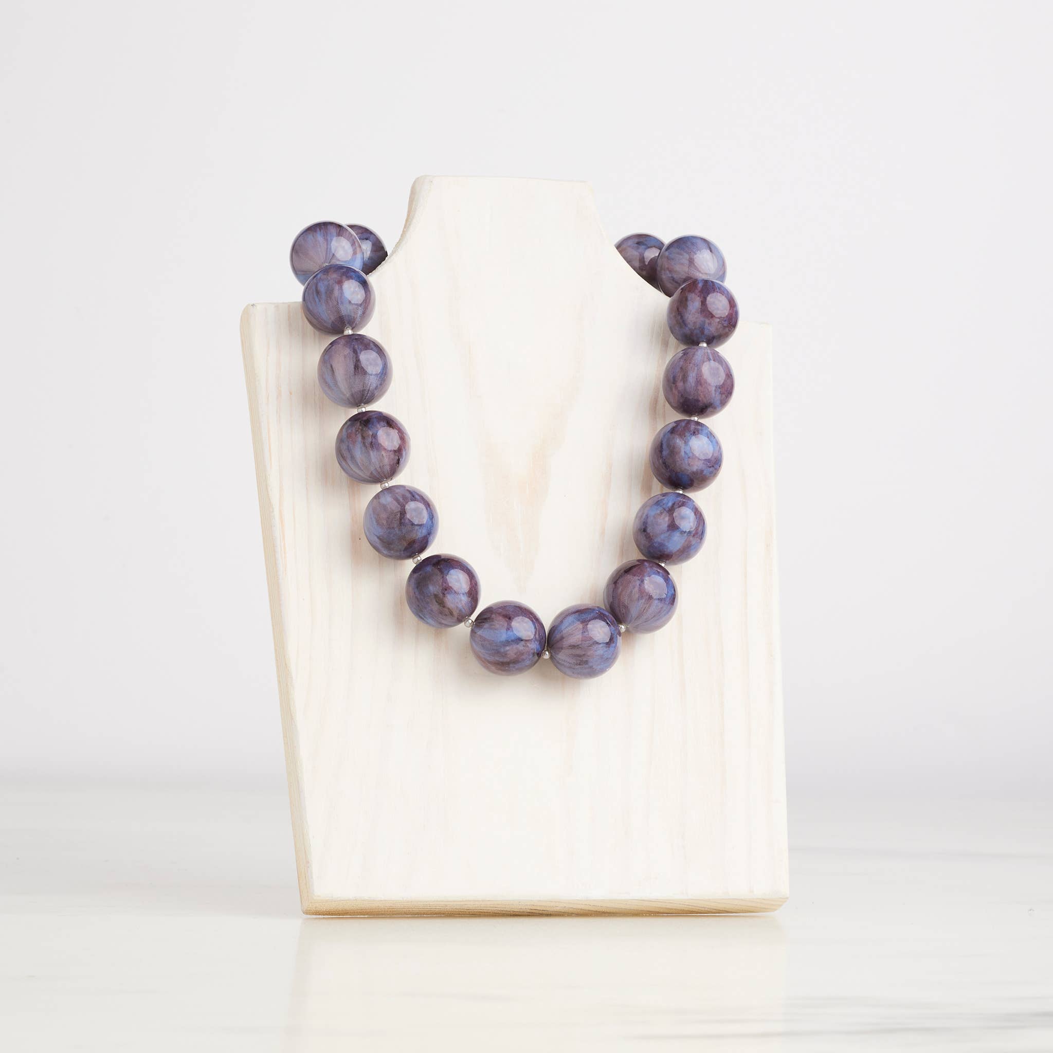 Hot Girls Pearls-Freezable Cooling Jewelry - Wholesale Beaded/Pearl Necklace - Amethyst Pearl Necklace