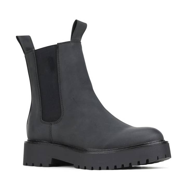 Los Cabos Women's Raina Chunky Chelsea Walking Bootie for wholesale by Los Cabos